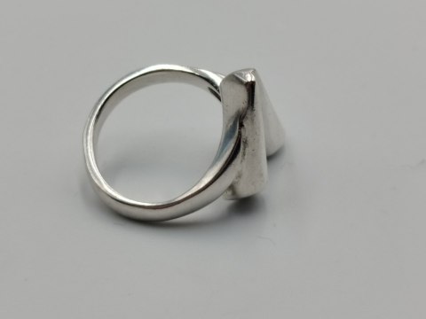 Piękny srebrny autorski damski pierścionek r.13 srebro 925 biżuteria