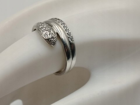 Piękny srebrny damski pierścionek WĄŻ / CYRKONIE r.18 / 19 srebro biżuteria