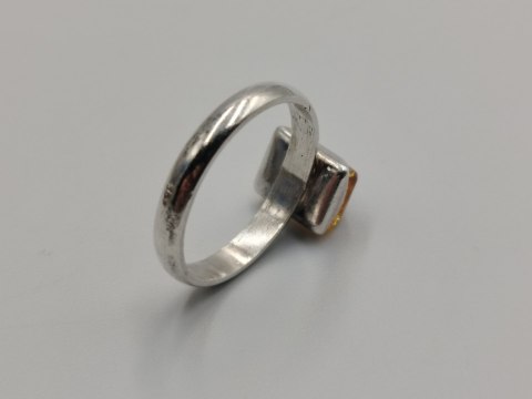 Piękny stary srebrny damski pierścionek BURSZTYN r.11 biżuteria VINTAGE