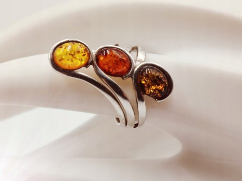 Piękny stary srebrny damski pierścionek BURSZTYN r.15 biżuteria VINTAGE