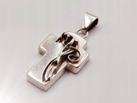 Piękny stary srebrny damski wisiorek/zawieszka KRZYŻ/KRZYŻYK biżuteria