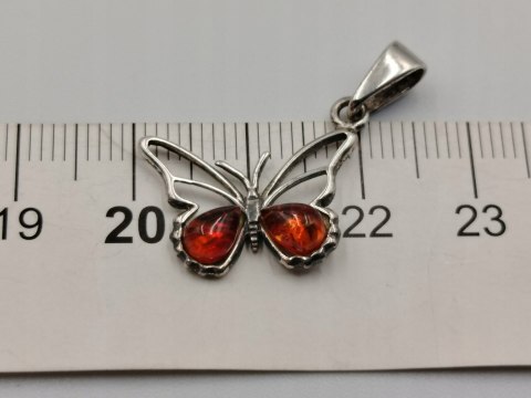 Piękny ażurowy srebrny damski wisiorek/zawieszka MOTYL bursztyn VINTAGE