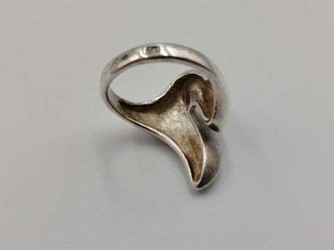 Stary ciekawy damski srebrny pierścionek r.13/14 srebro VINTAGE biżuteria