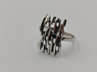 Stary srebrny ażurowy modernistyczny pierścionek r.17 biżuteria VINTAGE