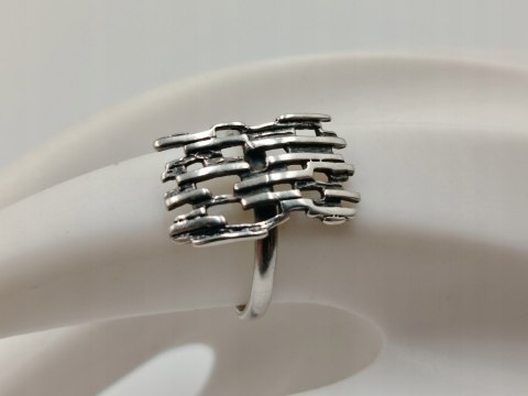 Stary srebrny ażurowy modernistyczny pierścionek r.17 biżuteria VINTAGE