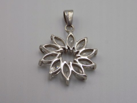 Piękny srebrny wisiorek/zawieszka KWIAT CYRKONIE srebro biżuteria VINTAGE