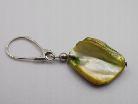 Stare srebrne kolczyki limonkowo-zielone, masa perłowa VINTAGE biżuteria