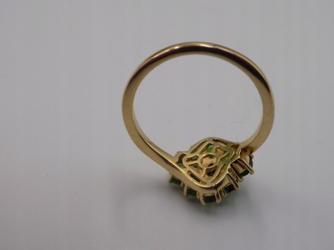 Piękny damski srebrny, pozłacany pierścionek - zielone cyrkonie - roz. 23