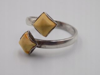 Piękny stary srebrny damski pierścionek BURSZTYN roz.18 biżuteria VINTAGE