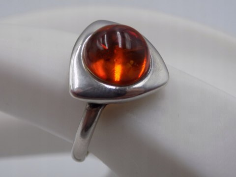 Piękny stary srebrny damski pierścionek BURSZTYN roz.19 biżuteria VINTAGE