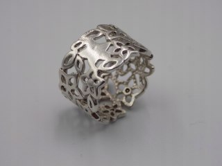 Srebrny ażurowy pierścionek/obrączka KWIATY - r. 11/12 srebro 925 VINTAGE