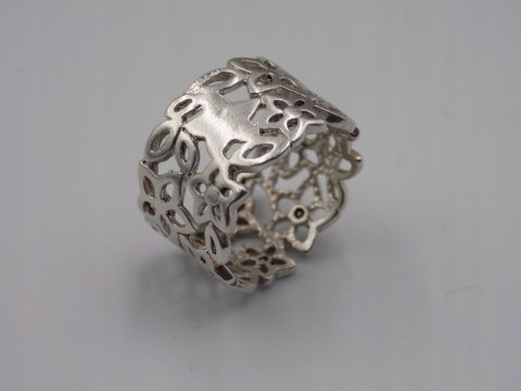 Srebrny ażurowy pierścionek/obrączka KWIATY - r. 11/12 srebro 925 VINTAGE