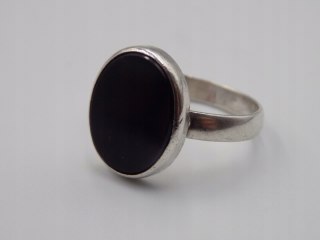 Stary damski srebrny pierścionek ONYKS czarny r.22 srebro VINTAGE biżuteria