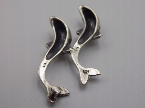 Stary srebrny damski wisiorek/zawieszka DELFINY srebro VINTAGE biżuteria