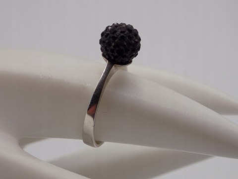 Stary srebrny pierścionek czarna KULA cyrkonie roz.12 biżuteria VINTAGE