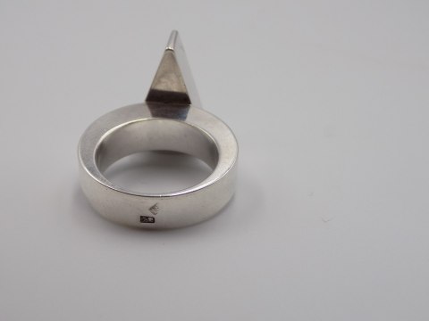 Stary, piękny, masywny srebrny pierścionek roz. 17 srebro VINTAGE biżuteria