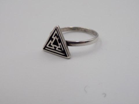 Stary, srebrny, damski pierścionek TRÓJKĄT roz. 16 srebro VINTAGE biżuteria
