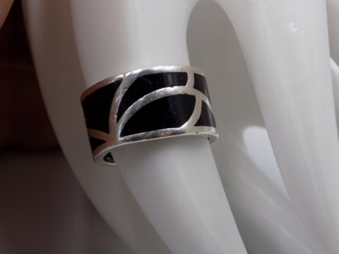 Stary, srebrny, damski pierścionek/obrączka AKRYL roz. 16/17 srebro VINTAGE