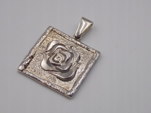 Stary, srebrny, wisiorek / zawieszka RÓŻA srebro 925 VINTAGE biżuteria