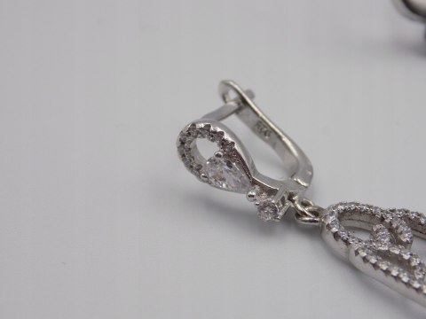 Piękne, damskie, srebrne kolczyki CYRKONIE srebro 925 zapięcie angielskie