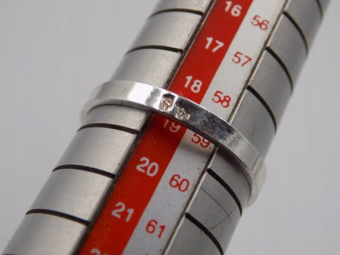 Piękny, damski, srebrny pierścionek CZARNY AKRYL srebro - roz. 19