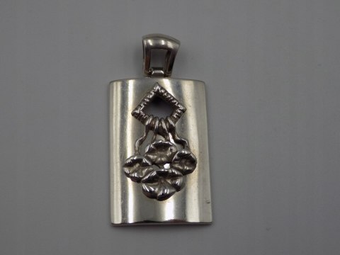 Piękny, damski, srebrny wisiorek / zawieszka KWIATY - srebro 925-biżuteria