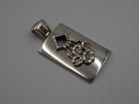 Piękny, damski, srebrny wisiorek / zawieszka KWIATY - srebro 925-biżuteria