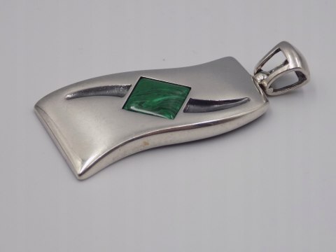 Piękny, damski srebrny wisiorek, zawieszka z malachitem - srebro 925