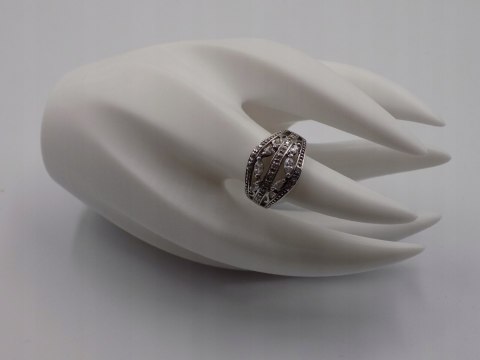 Piękny, srebrny, damski pierścionek CYRKONIE -roz. 14/15 - srebro biżuteria