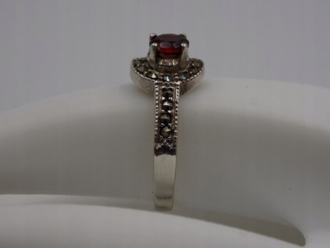 Piękny, srebrny, damski pierścionek MARKAZYTY + CYRKONIA roz. 14 /15 srebro