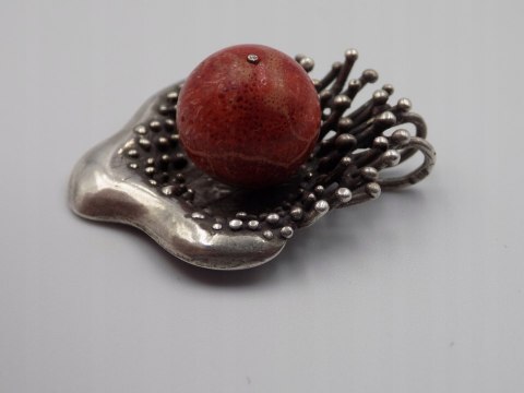 Piękny, stary, damski, srebrny wisiorek / zawieszka KORALOWIEC - srebro 925