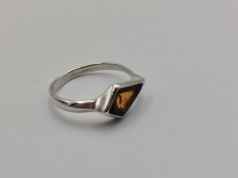 Piękny stary srebrny damski pierścionek BURSZTYN r.15 biżuteria VINTAGE